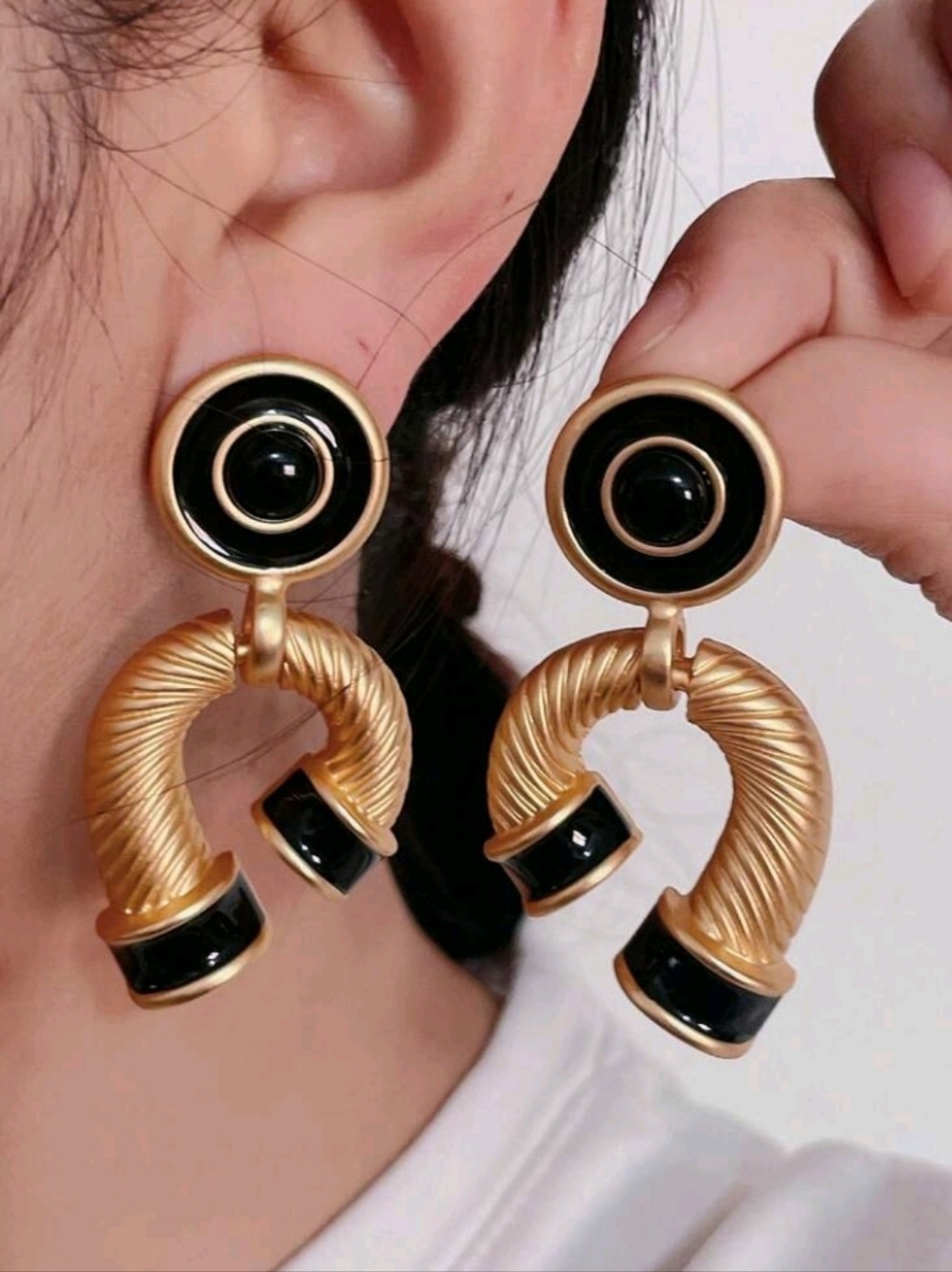 NEW! Stunning Gold and Black Statement Horseshoe Post Earrings - Women Jewelry